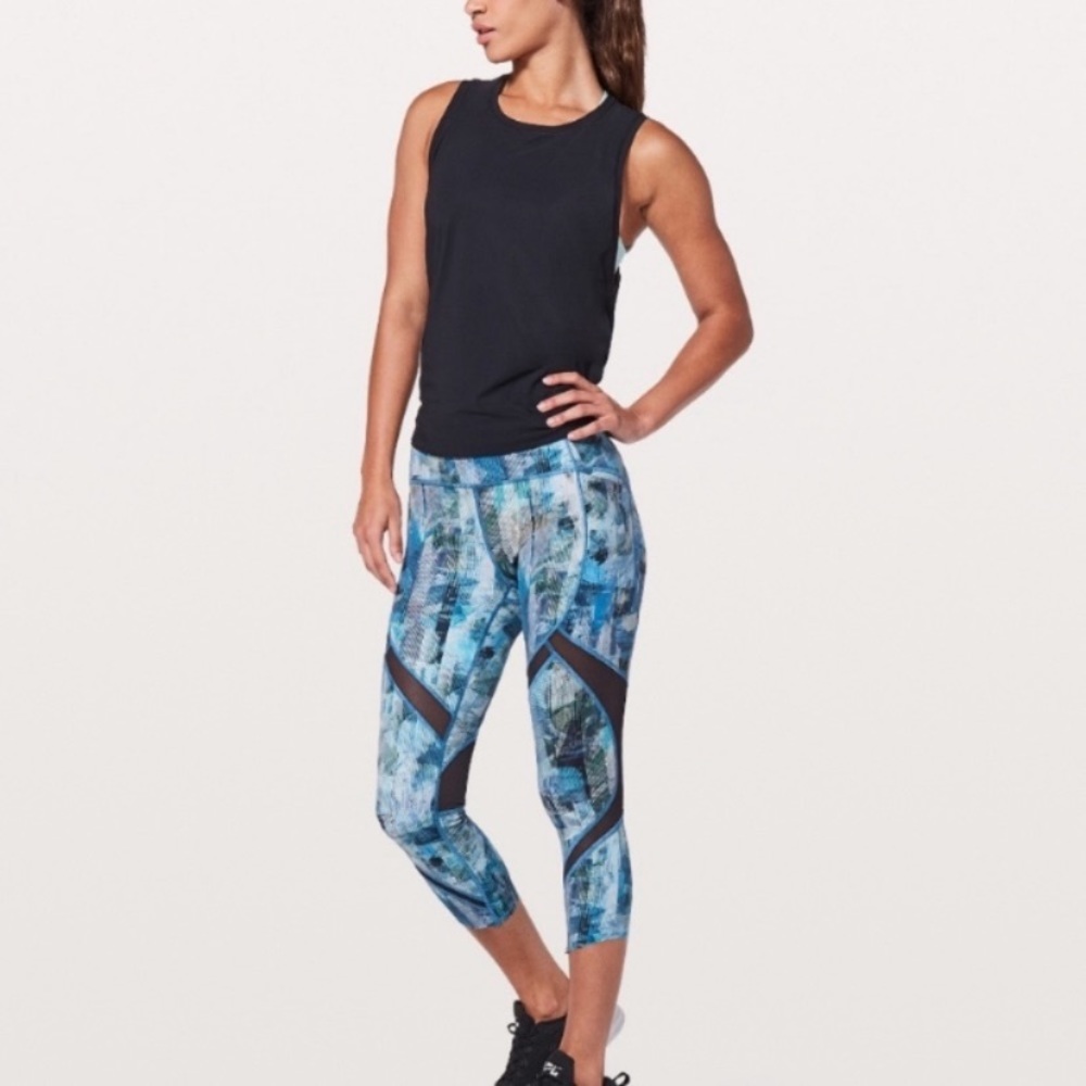 NWT Lululemon On Pace Crop 21”